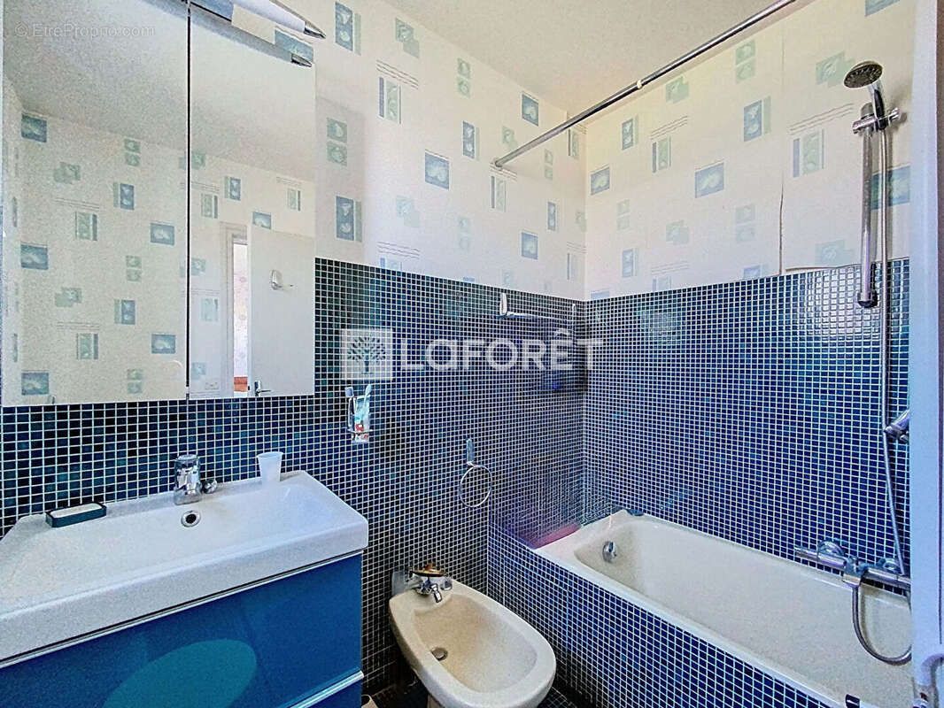 Maison à VERNEUIL-SUR-SEINE