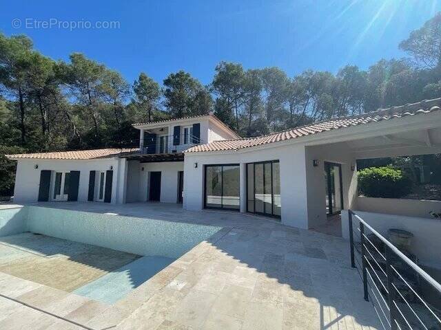 Maison à LORGUES