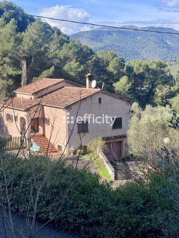Maison à PEILLON
