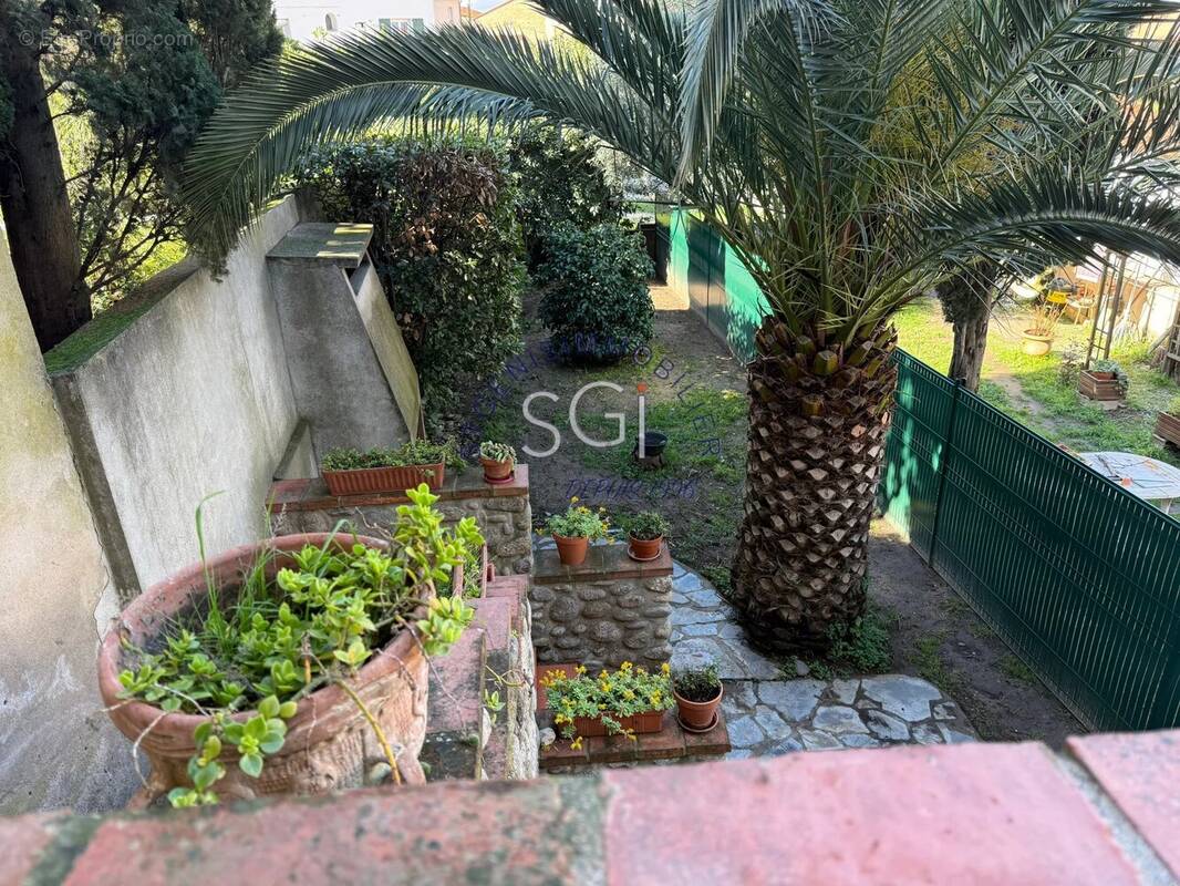 Maison à SAINT-GENIS-DES-FONTAINES