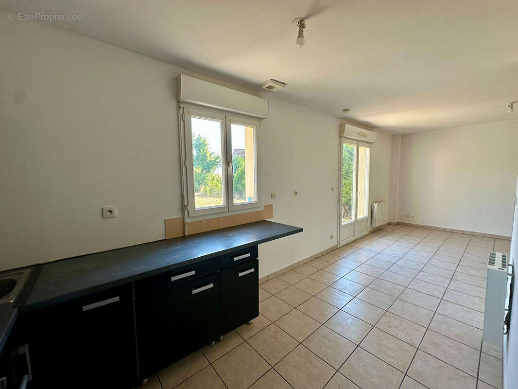 Maison Tugny Et Pont 5 pièce(s) 85m² - photo 5