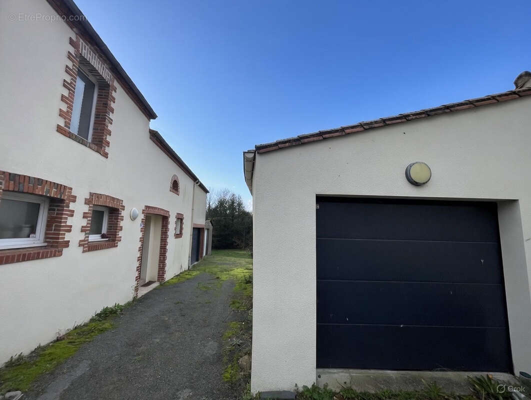 Maison à SAINT-FIACRE-SUR-MAINE