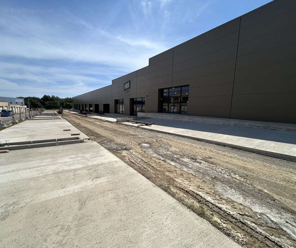 Biguglia - prochainement locaux commerciaux - photo 7