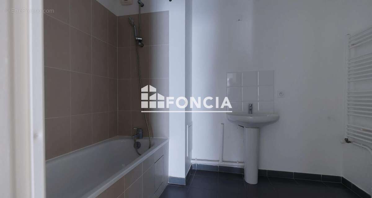 Appartement à LE MEE-SUR-SEINE