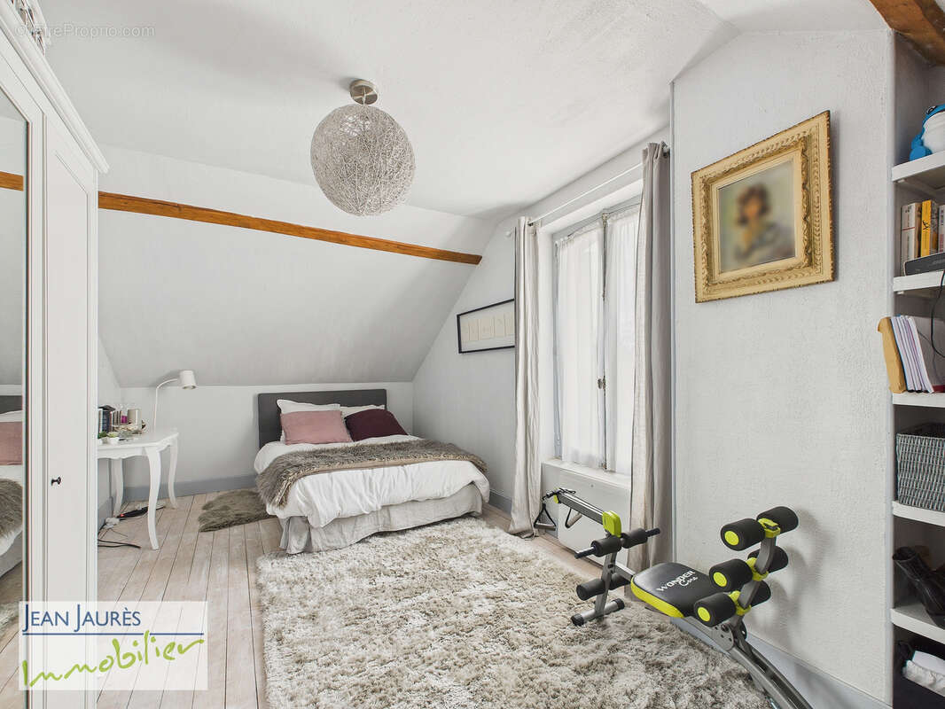 Maison à SAINTE-SAVINE