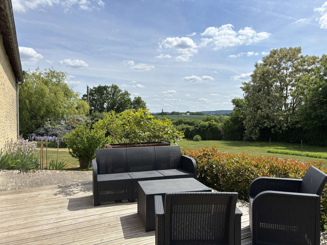 Maison à LE PIN-LA-GARENNE