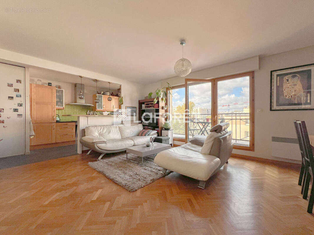 Appartement à MONTROUGE