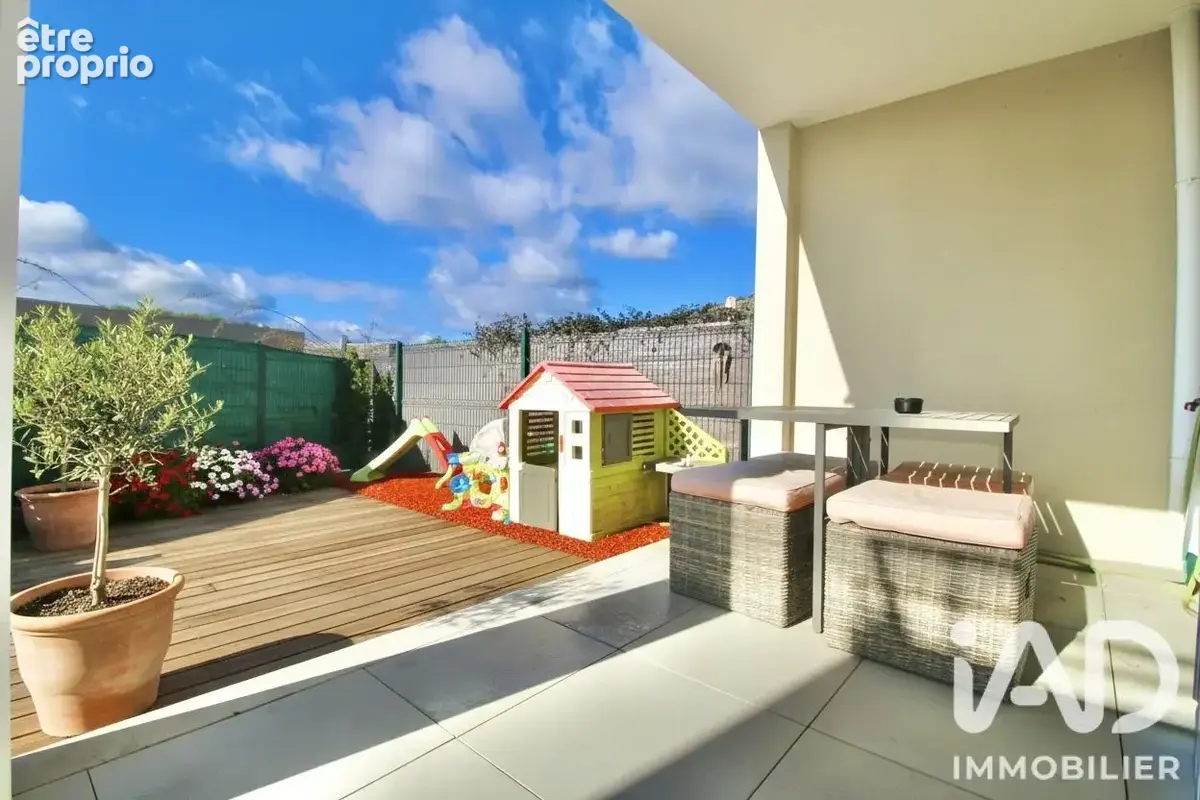 Photo 1 - Maison à LA BOUILLADISSE