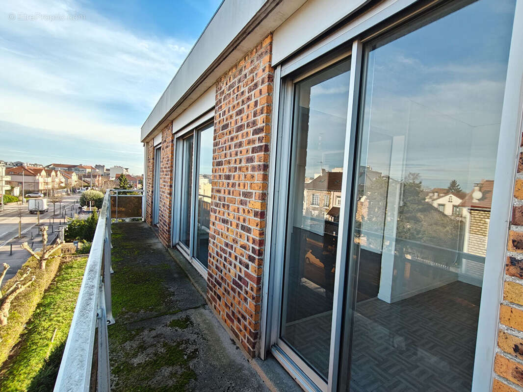 Appartement à CARRIERES-SUR-SEINE