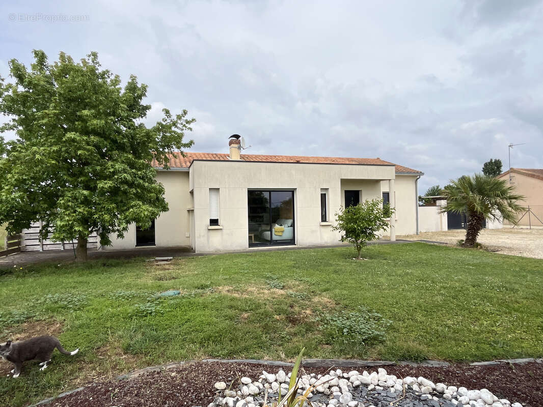Maison à CERSAY