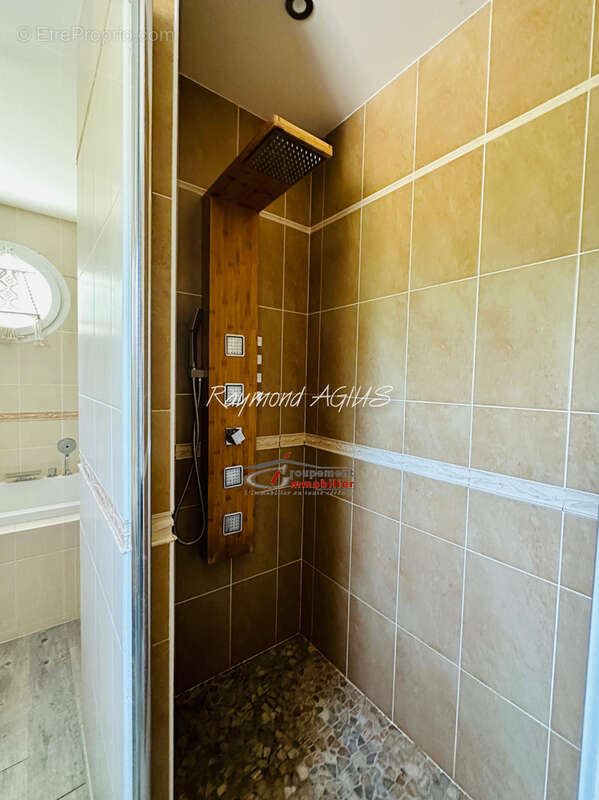 Propriété équestre exceptionnelle avec 5 chambres, piscine chauffée et plus de 6 hectares de terrain - photo 27