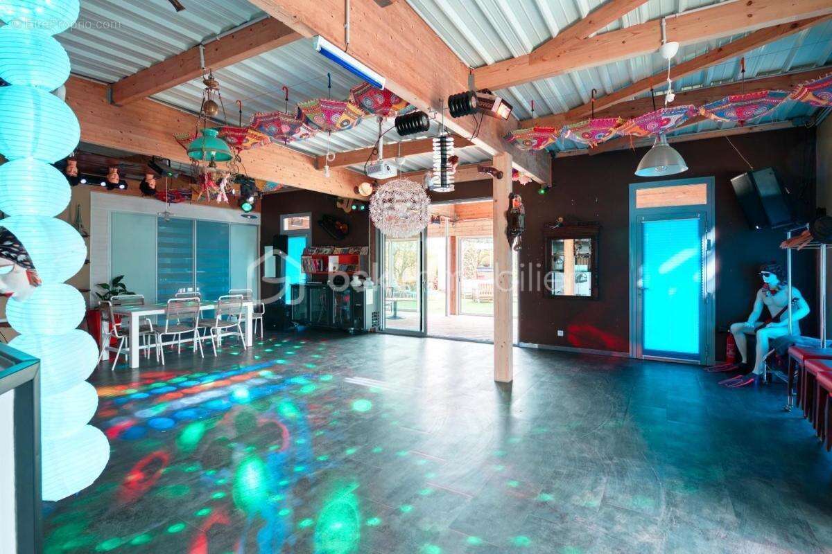 Commerce à NOGENT-LE-ROI