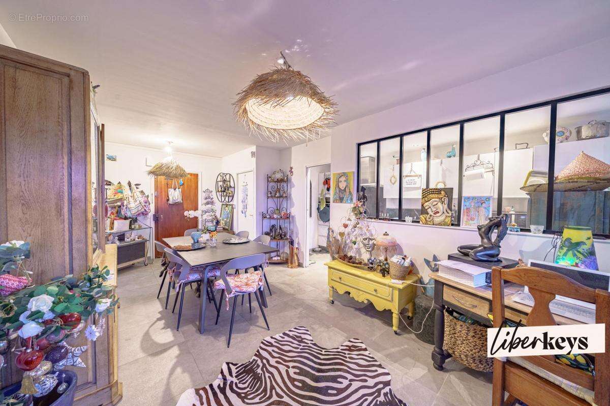 Appartement à MARSEILLE-9E