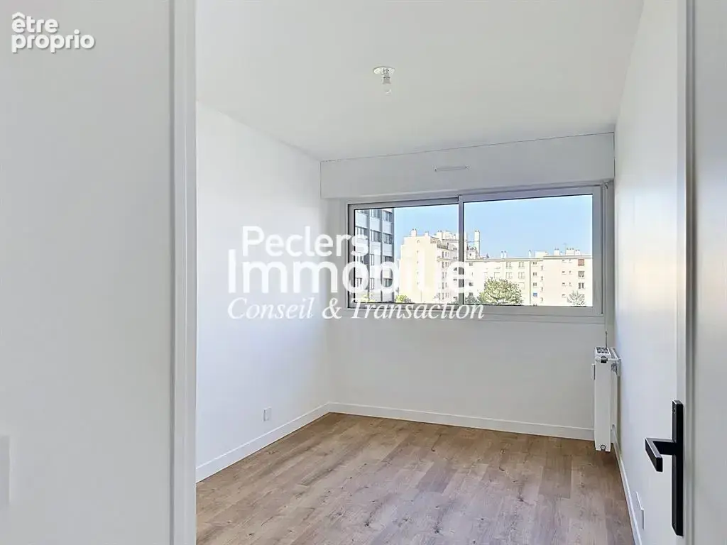 Appartement de 4 pp avec deux chambres en centre ville - photo 8