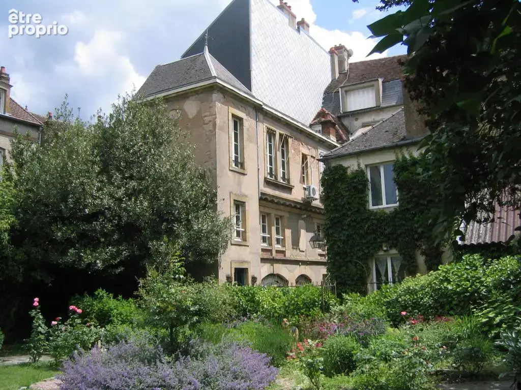 Photo Appartement à Autun au prix de 299 000€