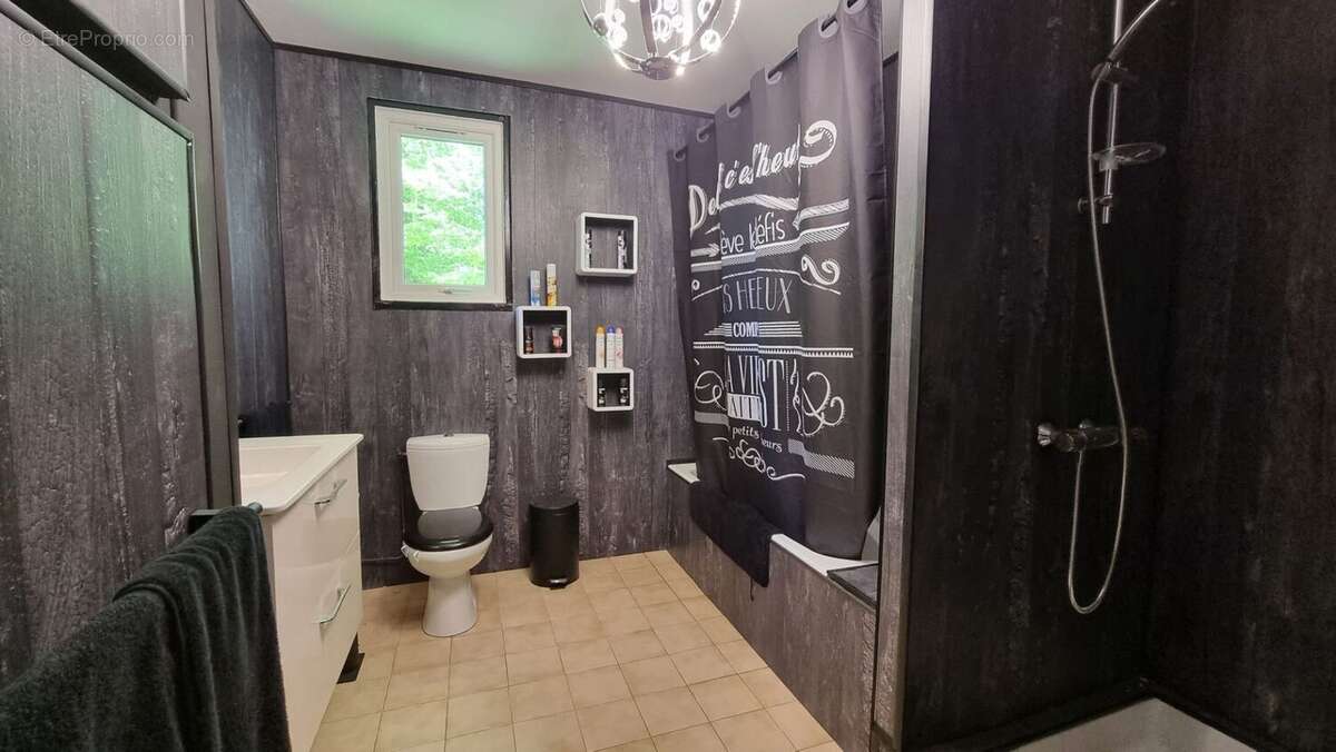 Maison à LE HAUT-CORLAY