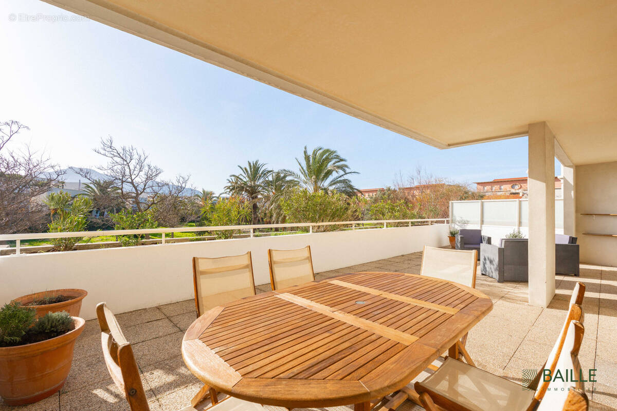 Appartement à MARSEILLE-8E