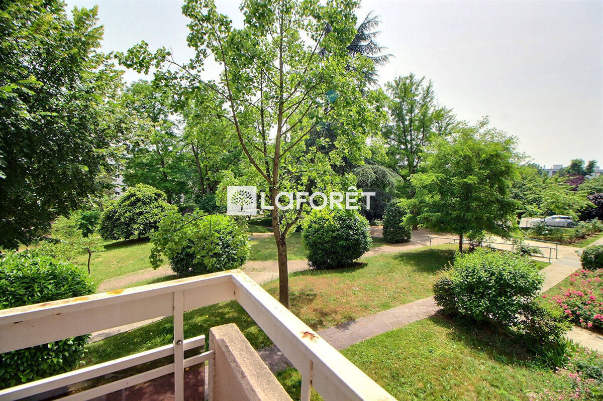 Appartement à SURESNES