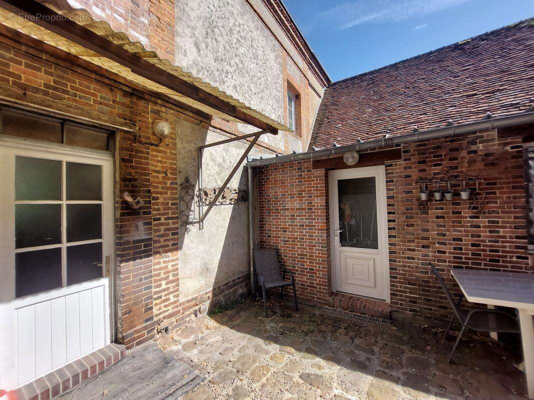 Maison à BRETEUIL