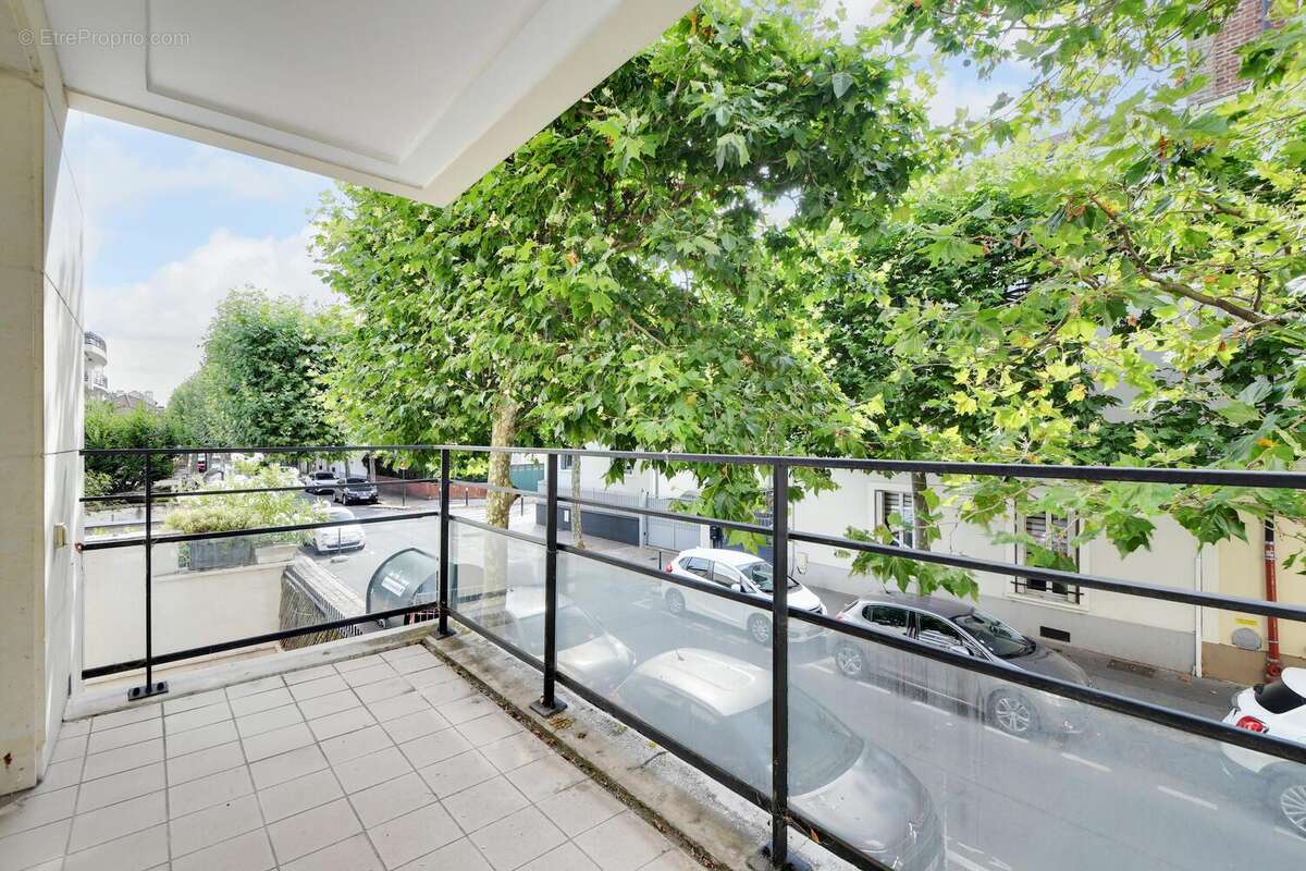 Photo 3 - Appartement à LA GARENNE-COLOMBES