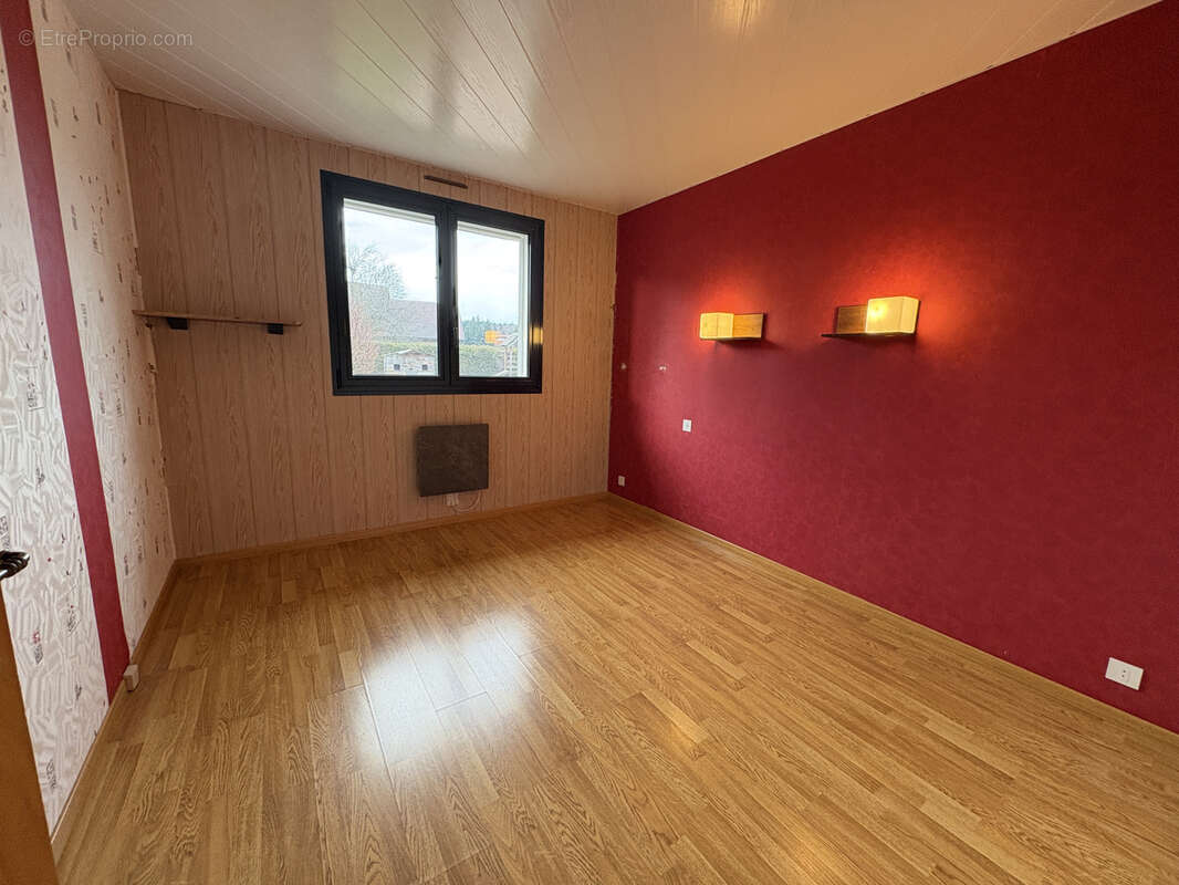 Maison à BIANS-LES-USIERS