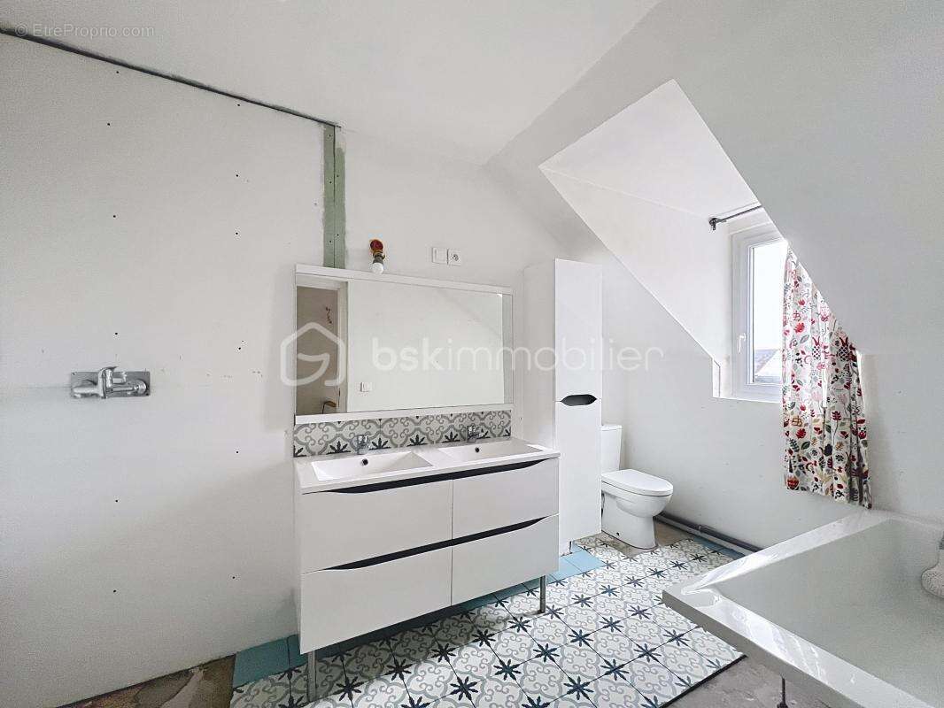 Maison à CAUDEBEC-LES-ELBEUF