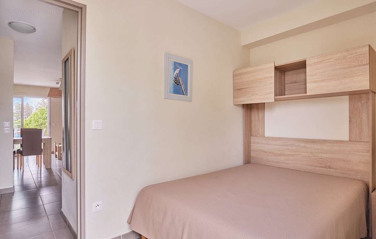 INVESTISSEMENT LOCATIF  SALLELES D'AUDE  Résidence de tourisme Côté Canal  8.98% de rentabilité - photo 6