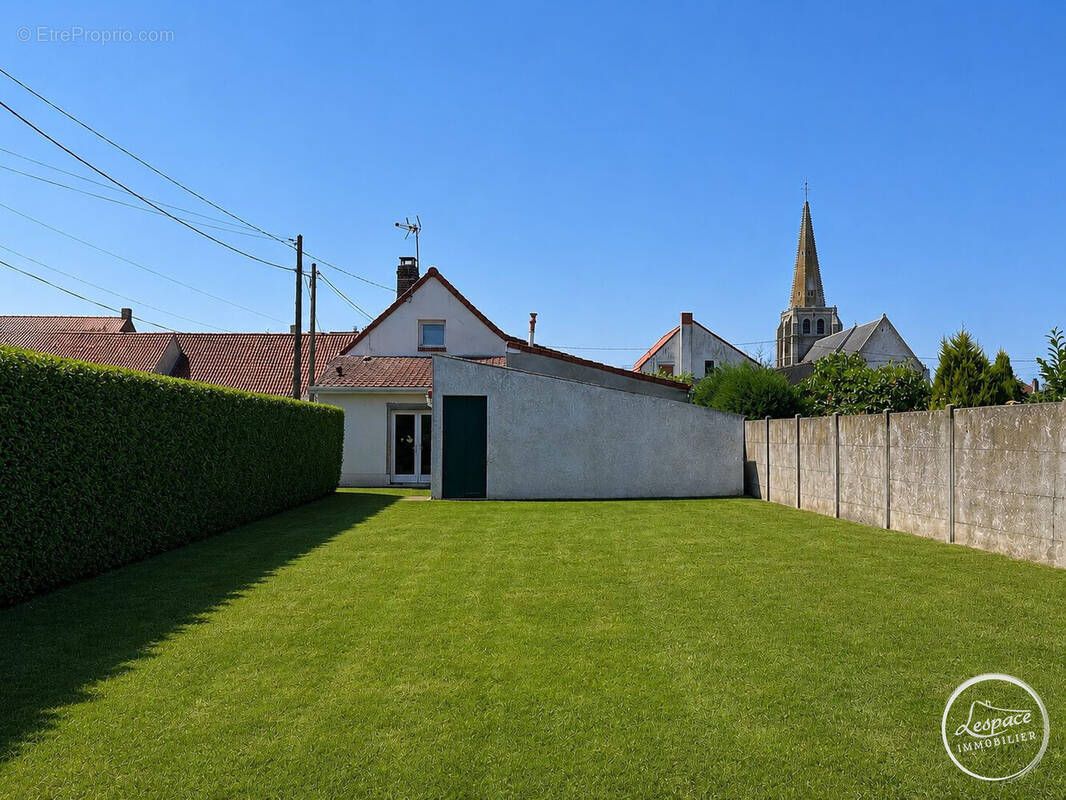 Maison à SAINTE-MARIE-KERQUE