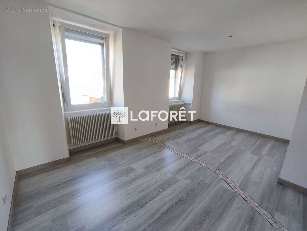 Appartement à VALDOIE