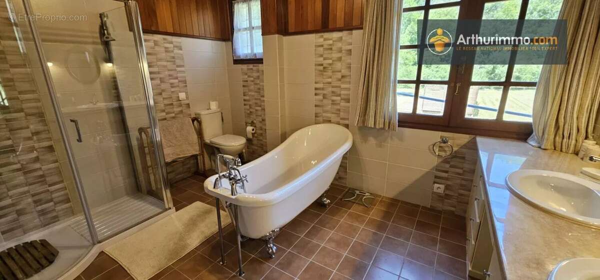 Maison à FOUGAX-ET-BARRINEUF