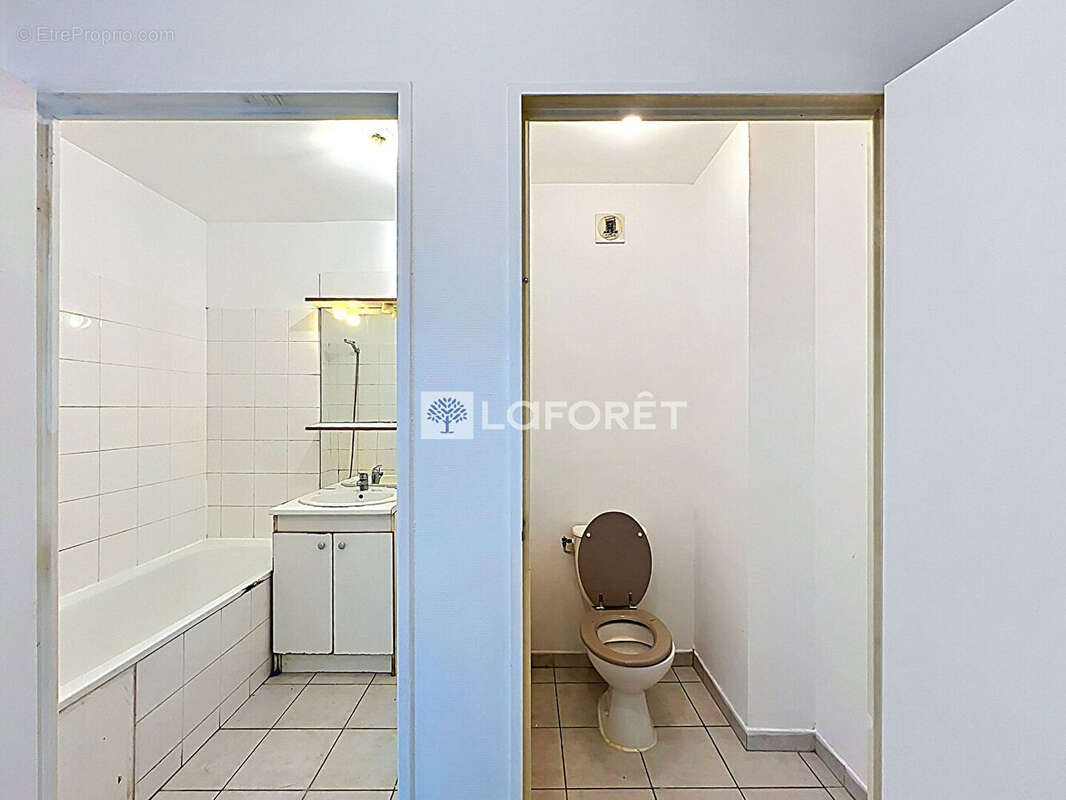 Nimes gare - appartement p2 - balcon - parking - photo 7