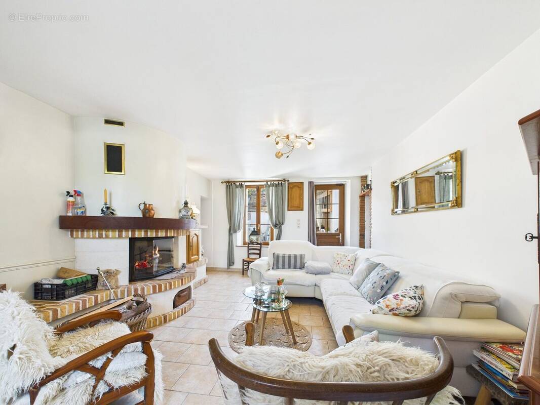 Maison à LA MOTTE-TILLY