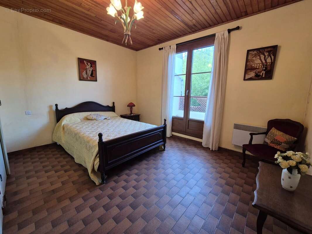 Maison à COURTHEZON