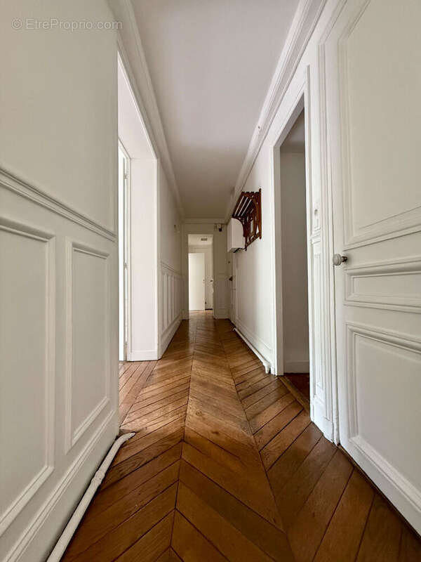 Appartement à PARIS-9E