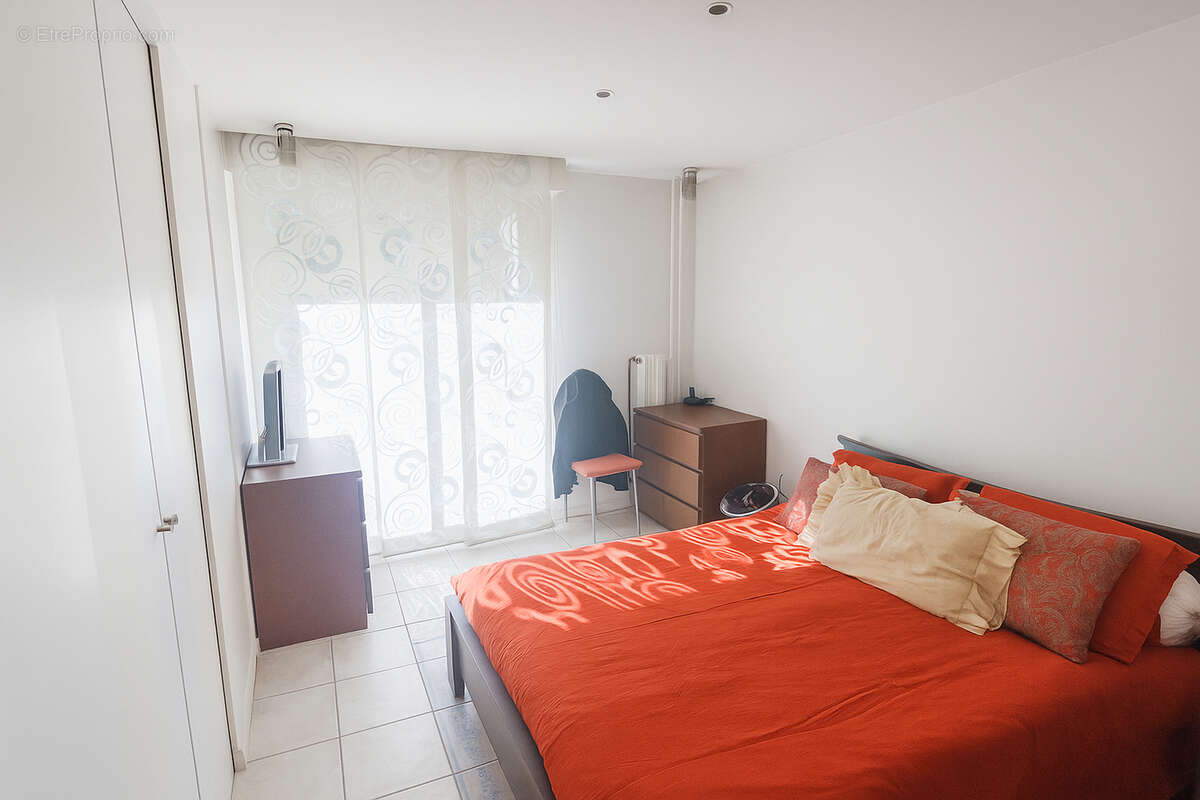 Appartement à PARIS-19E