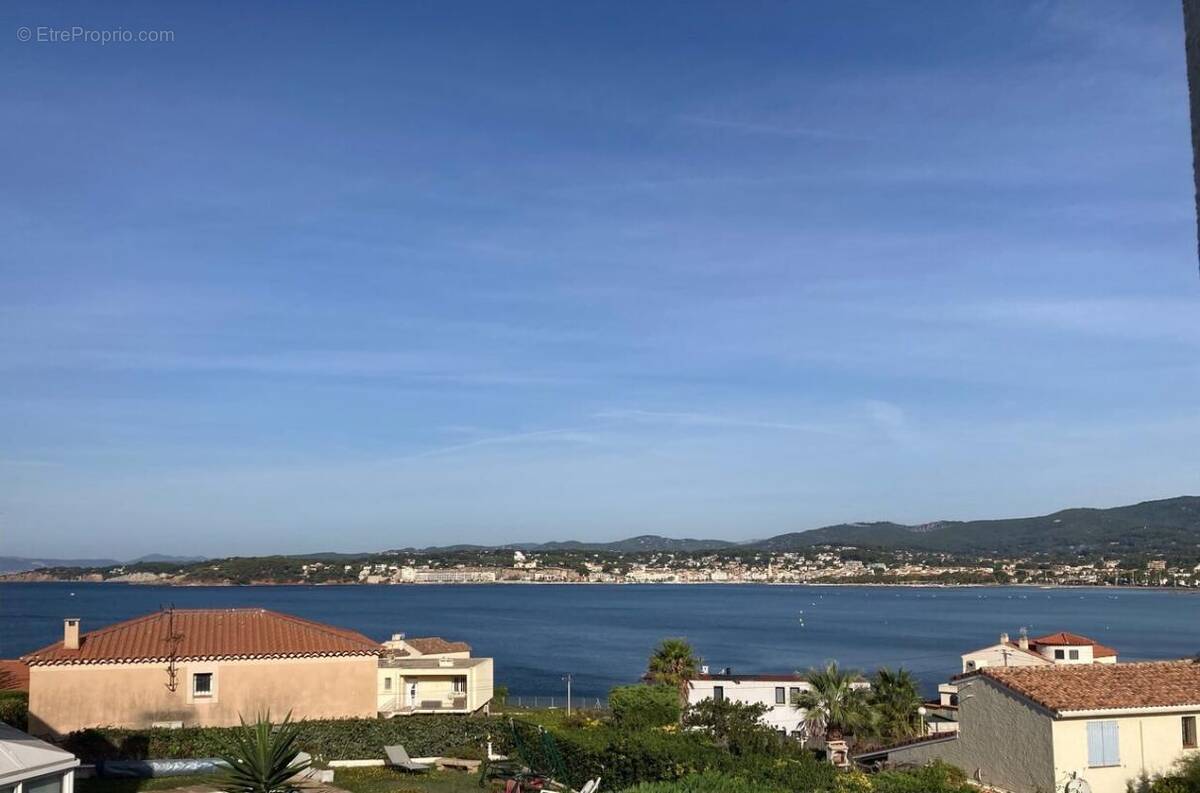 Appartement à SIX-FOURS-LES-PLAGES