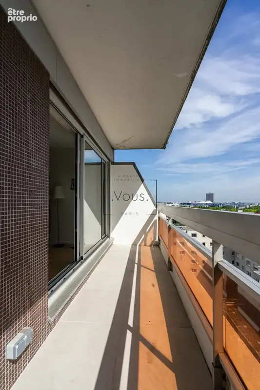 Grand deux pièces rénové, avec balcon au calme et proche de la Villette (Paris XIXe) - photo 3