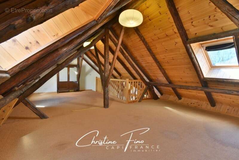 Appartement à LE MONETIER-LES-BAINS