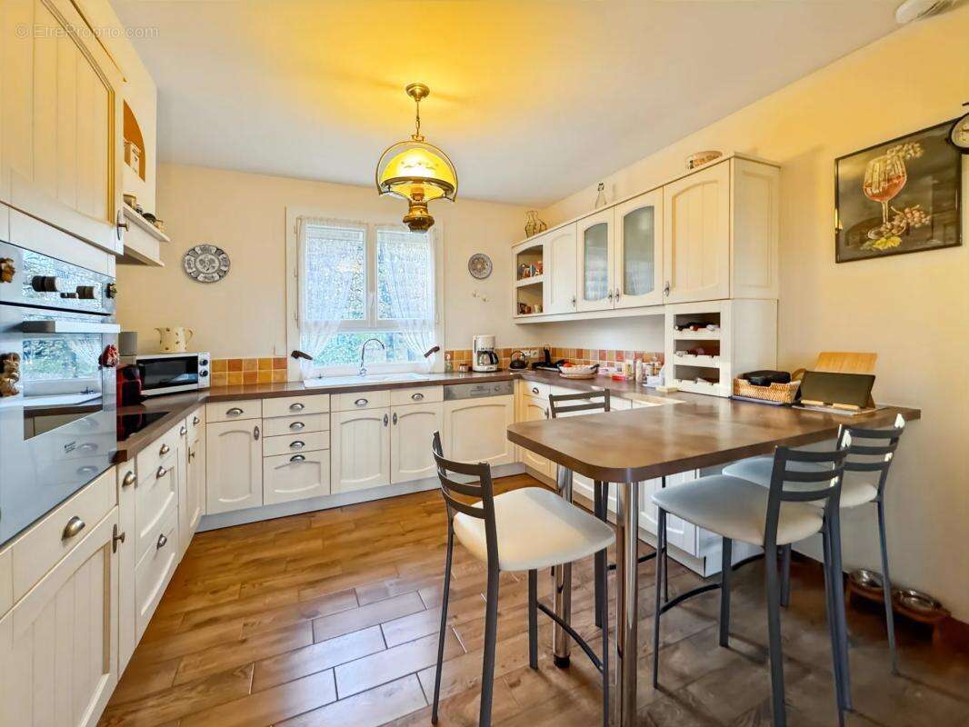 Maison à BELLERIVE-SUR-ALLIER