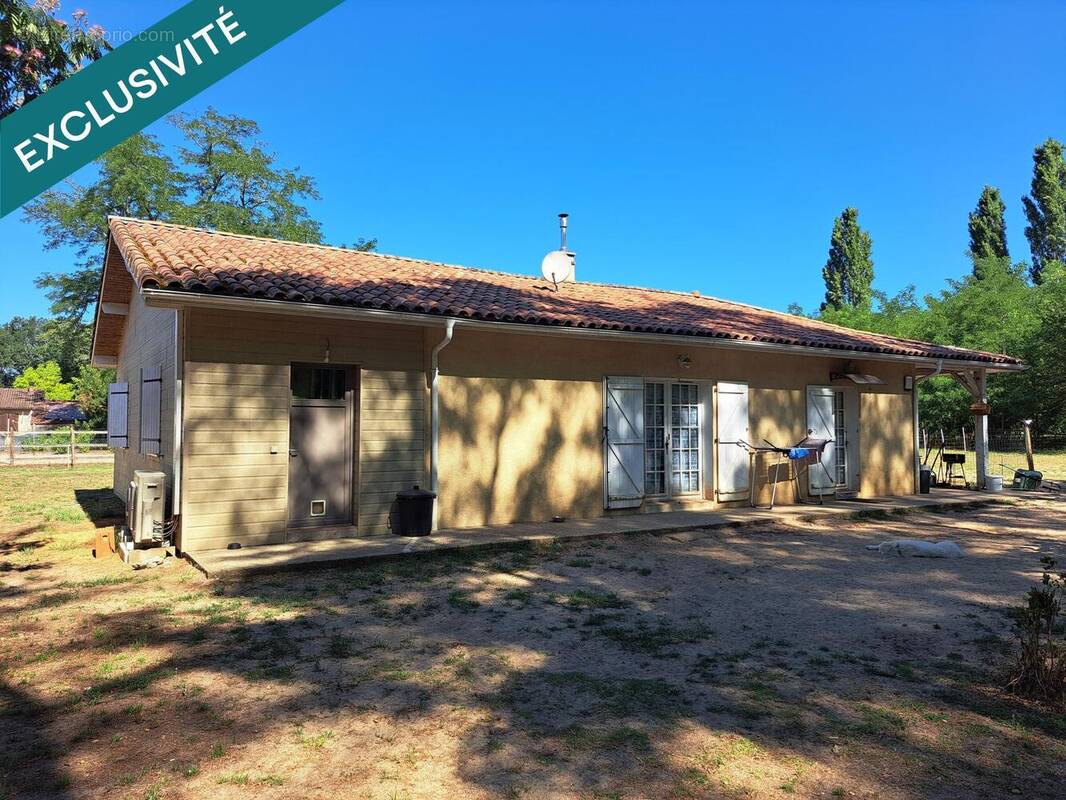 Photo 1 - Maison à ROQUEFORT