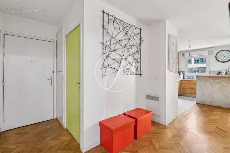 Appartement à PARIS-18E