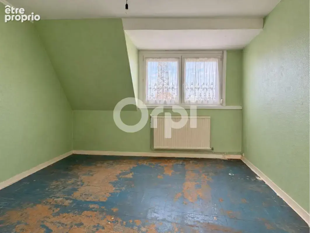  CALAIS – Maison de 107 m² avec 3 chambres, jardin et garage - photo 4