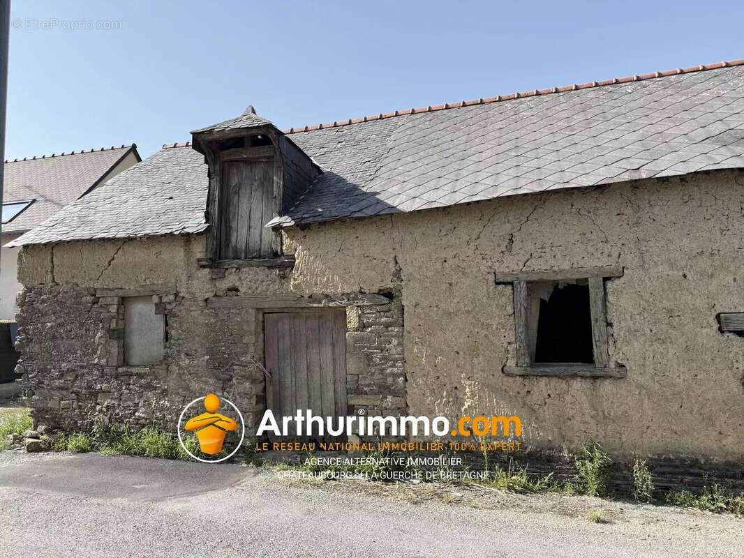 Maison à DOMAGNE
