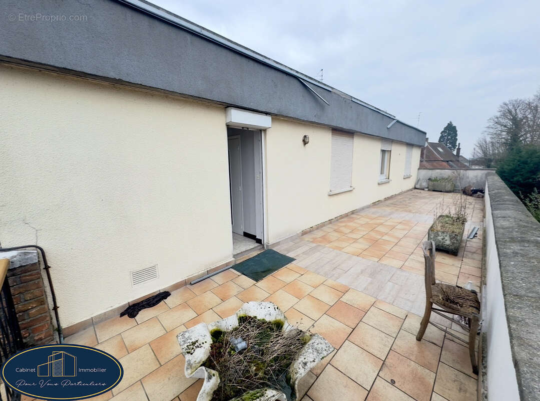 Appartement à PROUVY