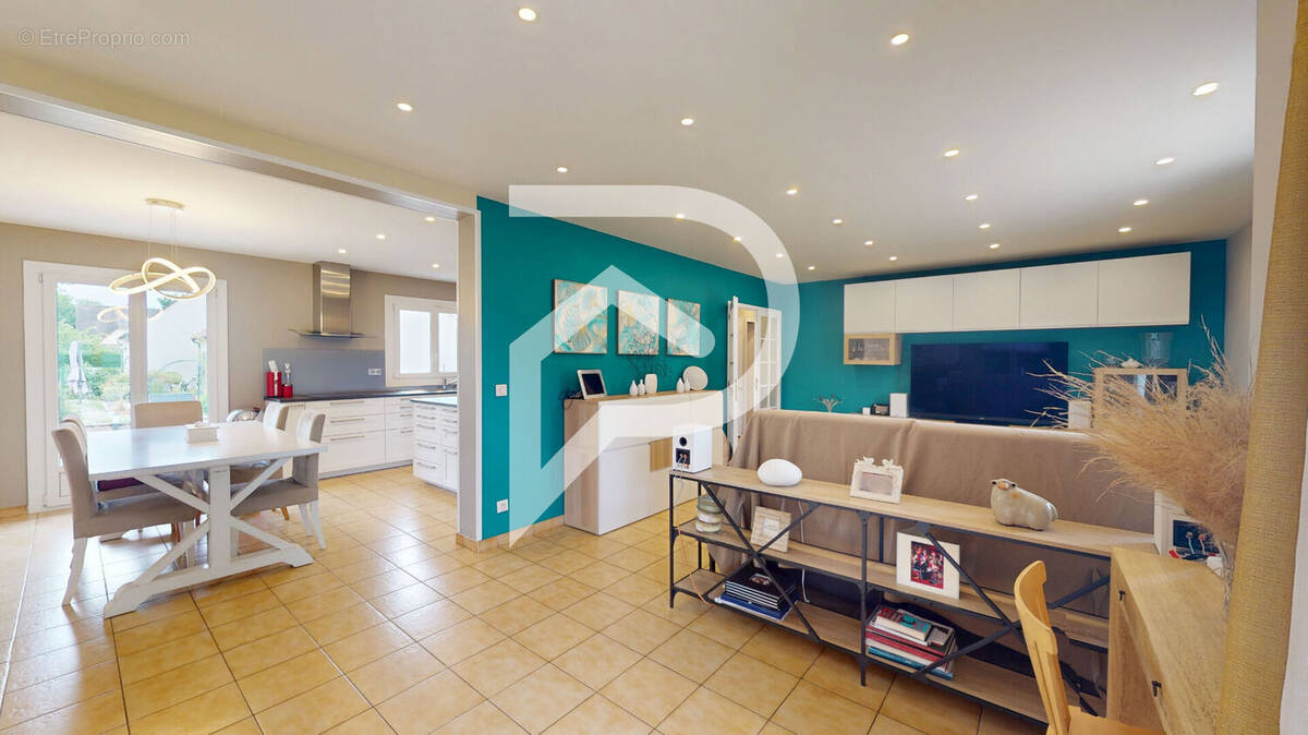 Maison à SAINT-VRAIN