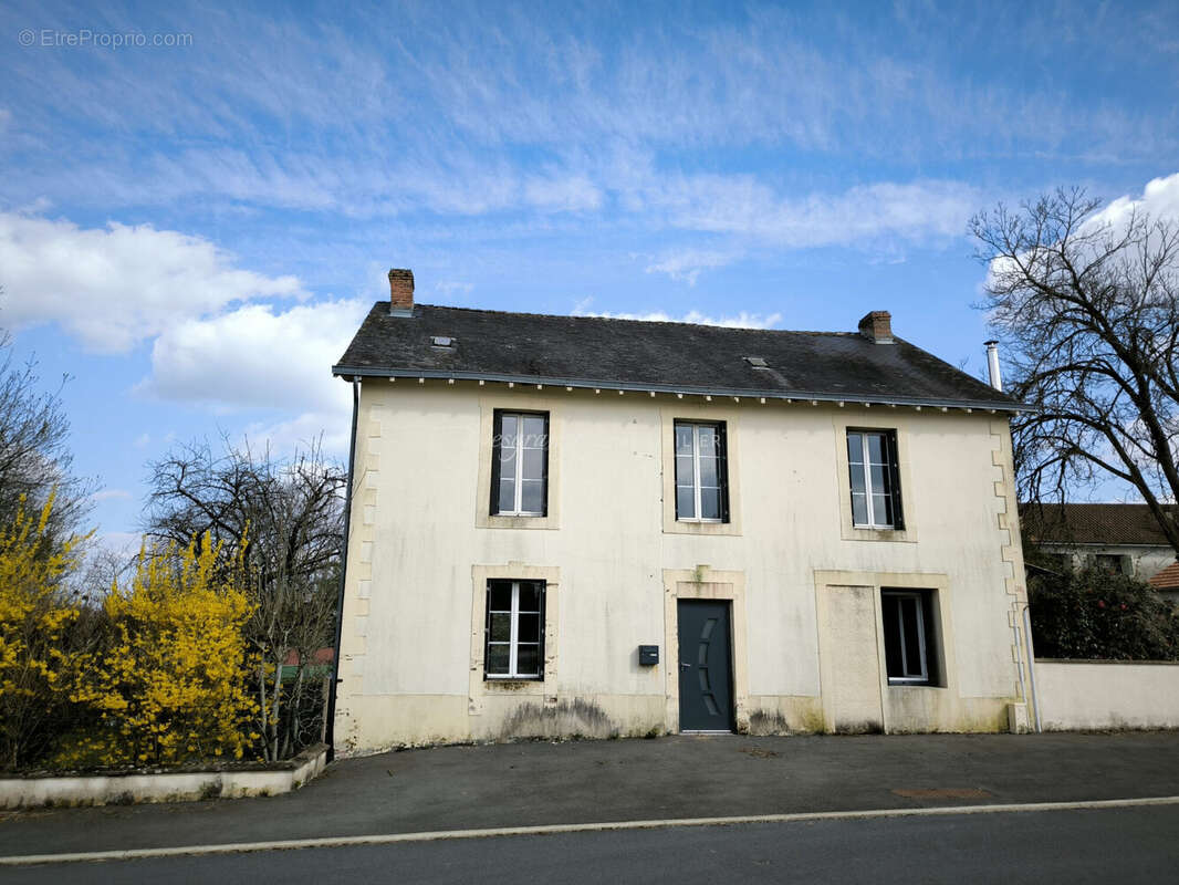 Maison à PAYZAC