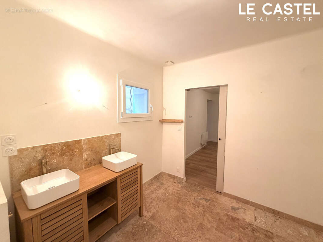 Appartement 90 m² à Aubagne  - photo 9