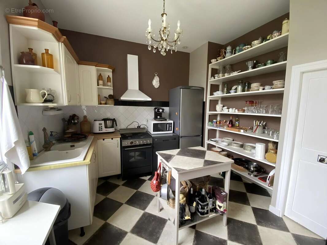 Maison à CEAUX-EN-COUHE