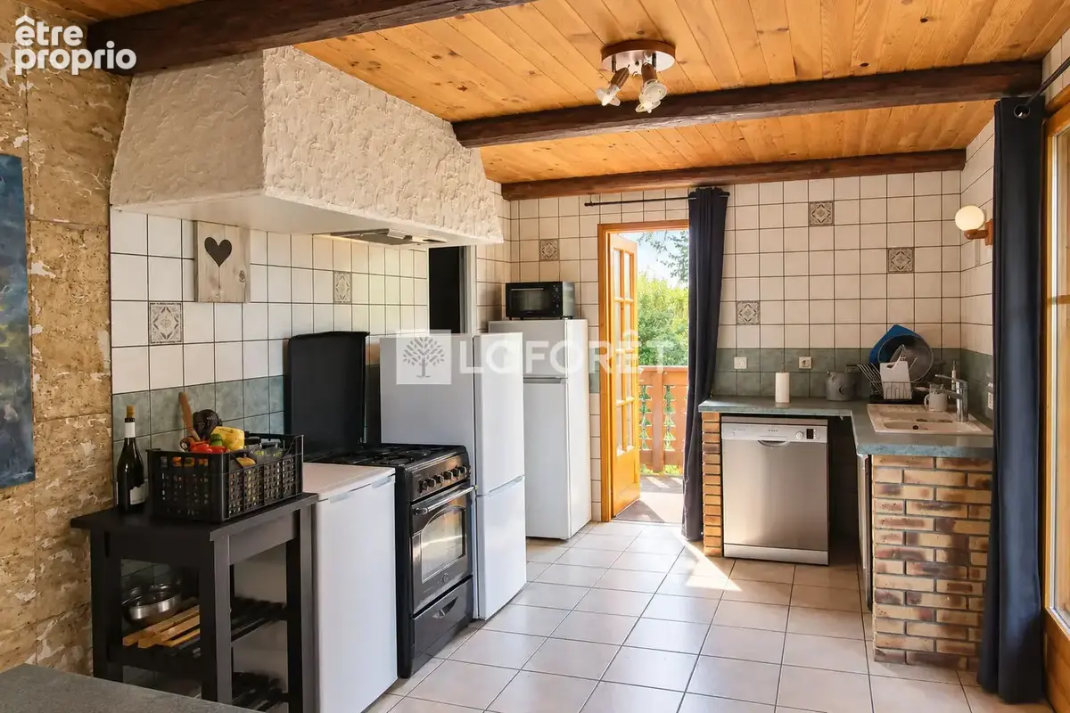 À VENDRE ? SÉEZ (73700) appartement dans chalet  en pierre et bois  Idéal pour l'hébergement de personnel saisonnier - photo 6