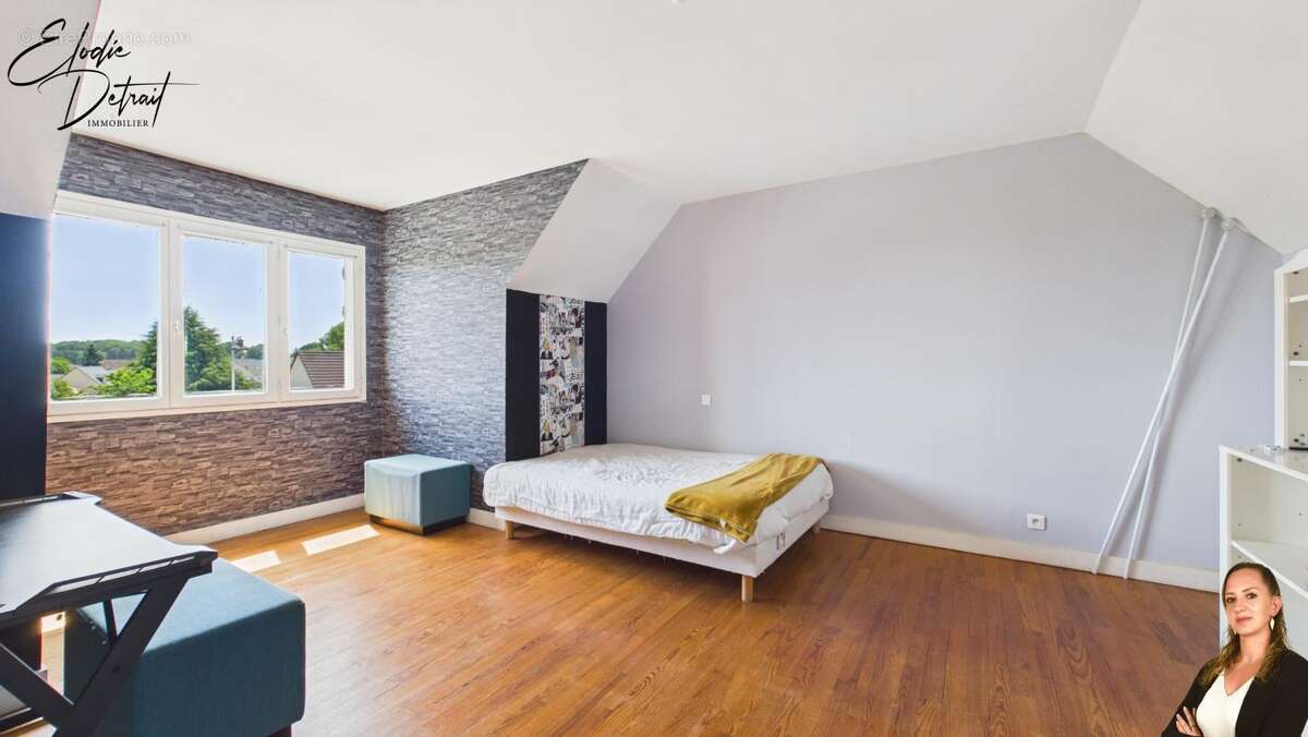 Maison 113 m² à La Bazoge  - photo 11